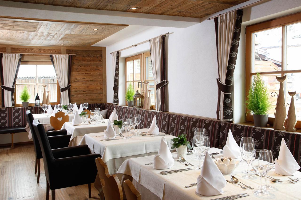 Hotel Gasthaus Edelweiss Pfelders Exterior foto